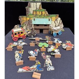 Rare Vtg 1950’s Keystone Frontier Western Playset Cowboys Covered Wagon & More!